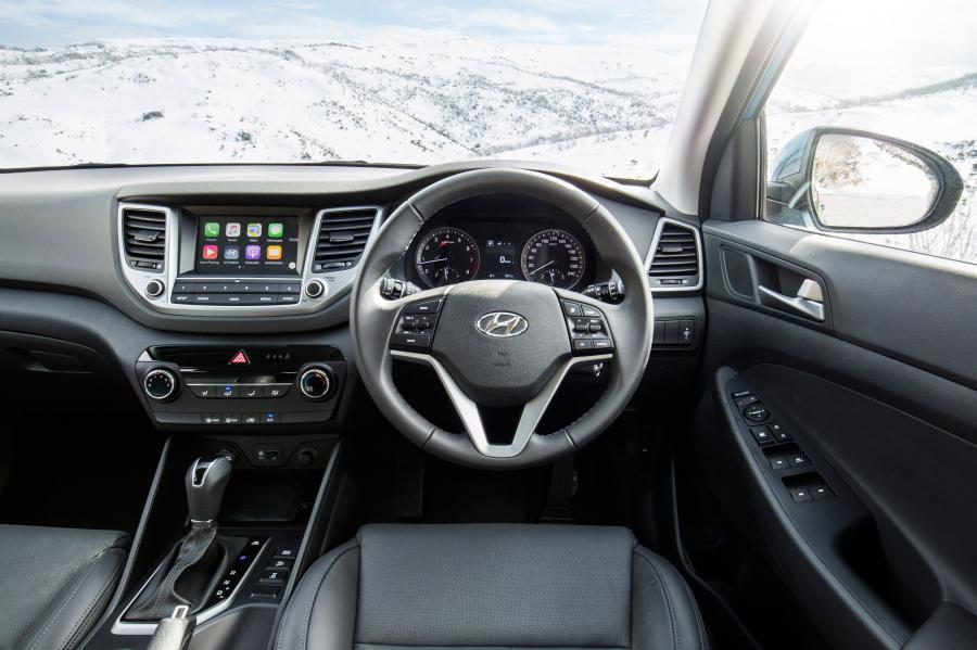Торпедо Hyundai Tucson 30 2016 года  (фото 5 из 15)